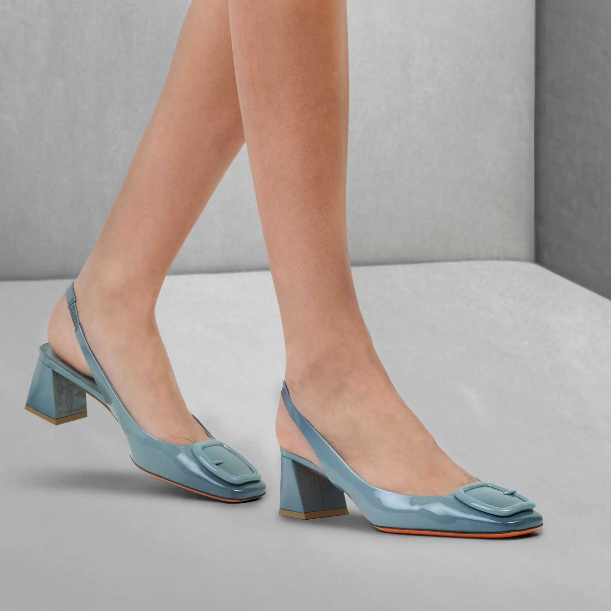 Sale Slingback tacco medio da donna in vernice azzurra Vedi tutte le calzature | Décolletés