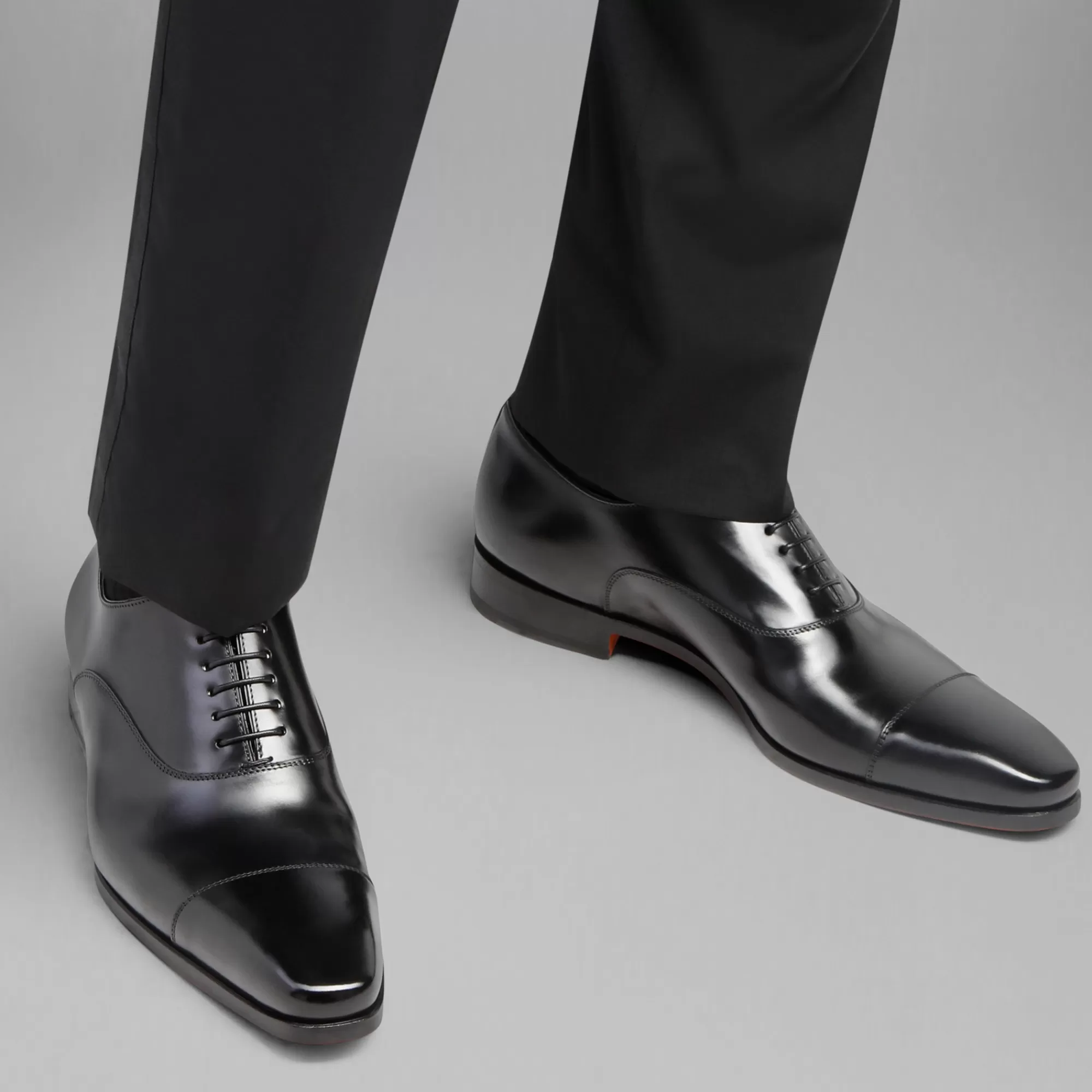 New Stringata oxford da uomo in pelle anticata nera | SUGGERIMENTI Vedi tutte le calzature | Stringate